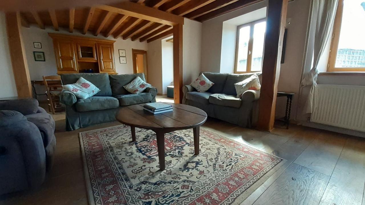 Private Farmhouse For Six In The Countryside Saint-Pierre-sur-Orthe Kültér fotó