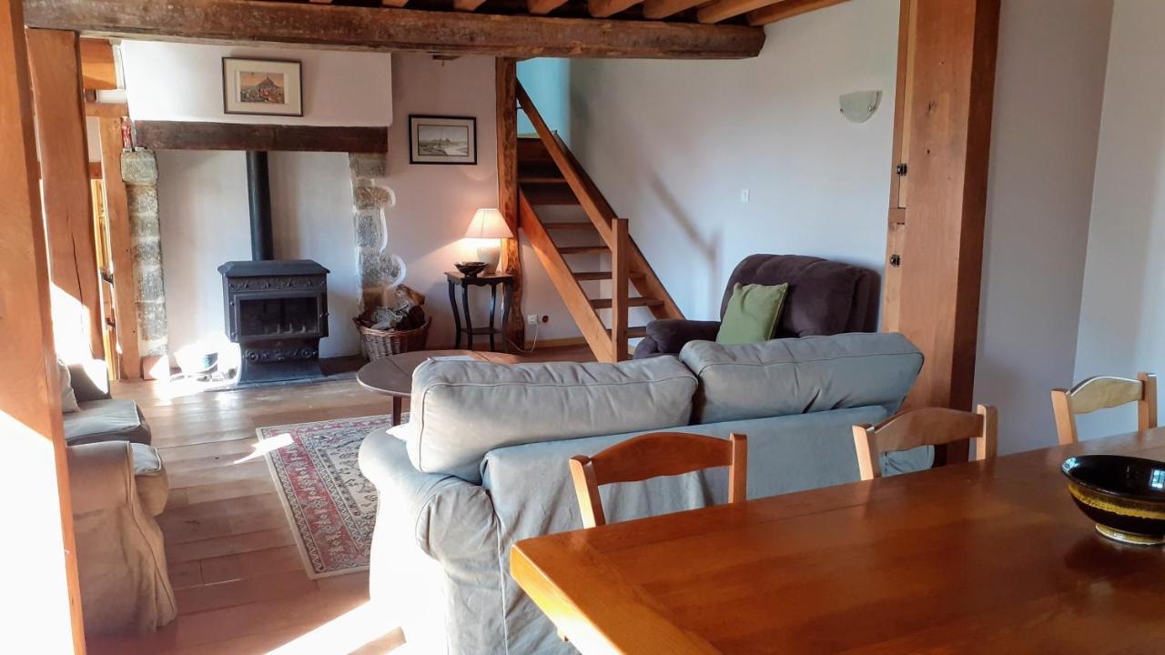 Private Farmhouse For Six In The Countryside Saint-Pierre-sur-Orthe Kültér fotó