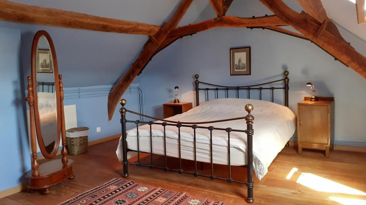 Private Farmhouse For Six In The Countryside Saint-Pierre-sur-Orthe Kültér fotó
