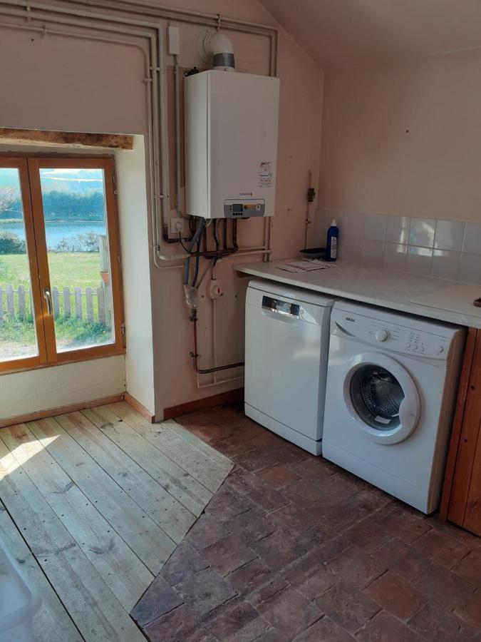 Private Farmhouse For Six In The Countryside Saint-Pierre-sur-Orthe Kültér fotó