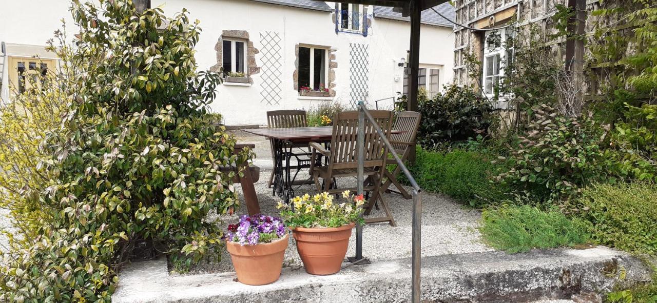 Private Farmhouse For Six In The Countryside Saint-Pierre-sur-Orthe Kültér fotó